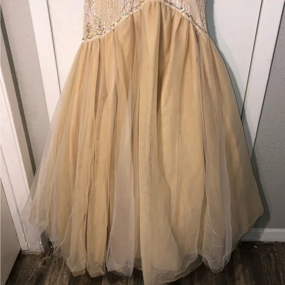 NOX NARIANNA MERMAID STAPLESS GOLD BEAUTIFUL CRAFTED SIZE SMALL 55” L W.16” $ 60 - Picture 5 of 12